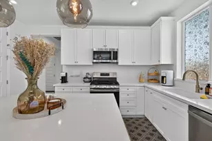 10018 Mont Blanc Ln, Stockton, CA 95219 - Photo 18