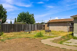 2014 Lydia St, Escalon, CA 95320 - Photo 28