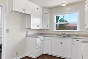 2014 Lydia St, Escalon, CA 95320 - Photo 14