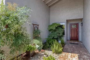 5923 Shadow Oak Dr, Citrus Heights, CA 95621 - Photo 10