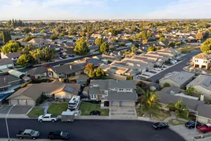 1412 Oakridge Ct, Modesto, CA 95351 - Photo 38