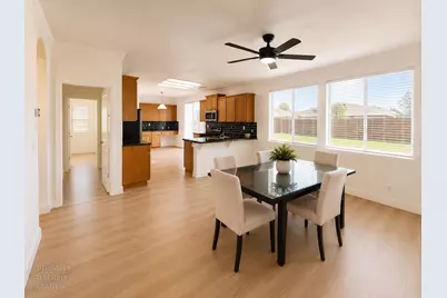 1687 Dunsmuir Way, Plumas Lake, CA 95961 - Photo 6