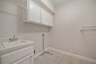 6813 Helstone Ct, Rocklin, CA 95677 - Photo 20