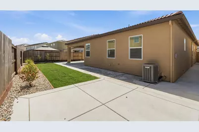 8256 Seahorse Way, Elk Grove, CA 95757 - Photo 26
