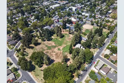 1240 54th Street, Sacramento, CA 95819 - Photo 42