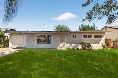 631 Las Palmas Avenue, Sacramento, CA 95815 - Photo 8