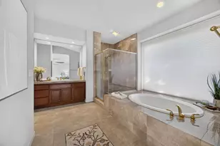 9596 Golf Course Ln, Elk Grove, CA 95758 - Photo 6