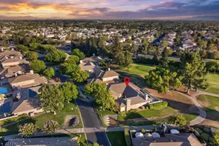 9596 Golf Course Ln, Elk Grove, CA 95758 - Photo 14