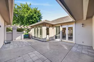 9596 Golf Course Ln, Elk Grove, CA 95758 - Photo 22
