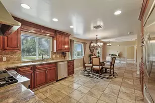 14104 Castle Rd, Manteca, CA 95336 - Photo 12