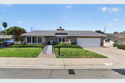 1742 Woodside Drive, Woodland, CA 95695 - Photo 2