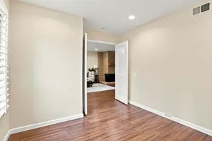 29 Adelphi Ct, Sacramento, CA 95825 - Photo 14