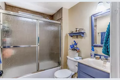 1549 W Orangeburg Avenue, Modesto, CA 95350 - Photo 14