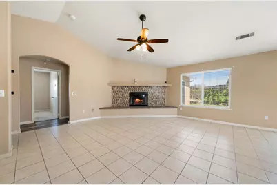 1021 Bay Shore Drive, Galt, CA 95632 - Photo 4