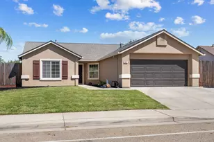 1021 Bay Shore Dr, Galt, CA 95632 - Photo 1