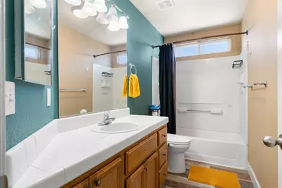 1021 Bay Shore Drive, Galt, CA 95632 - Photo 16