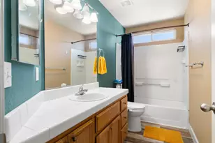1021 Bay Shore Dr, Galt, CA 95632 - Photo 16