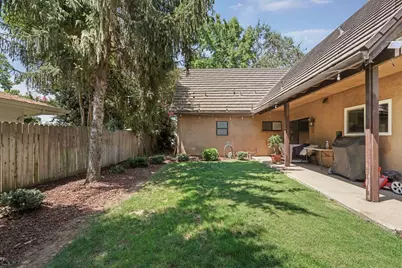 18010 Foreman Court, Linden, CA 95236 - Photo 36