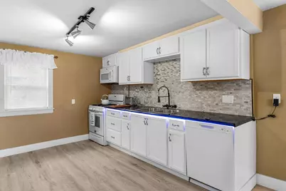 735 Pine Street, Chico, CA 95928 - Photo 28