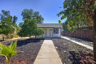 2328 Boxwood St, Sacramento, CA 95815 - Photo 2