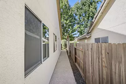 8461 Day Lillies Lane, Citrus Heights, CA 95610 - Photo 36