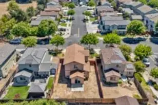 402 Hallman Ln, Oakdale, CA 95361 - Photo 6