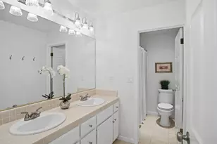 3221 Lakeshore Ct, Modesto, CA 95355 - Photo 30