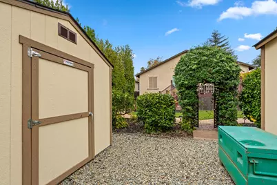 507 Encinal Avenue, Roseville, CA 95678 - Photo 38