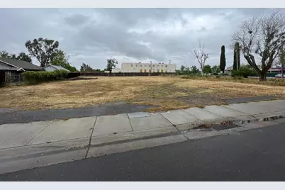 4827 Olivehurst Avenue, Olivehurst, CA 95961 - Photo 14