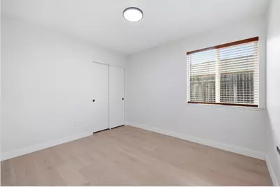 8300 Elkpoint Court, Sacramento, CA 95828 - Photo 30