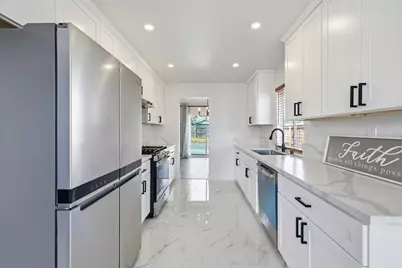 8300 Elkpoint Court, Sacramento, CA 95828 - Photo 26