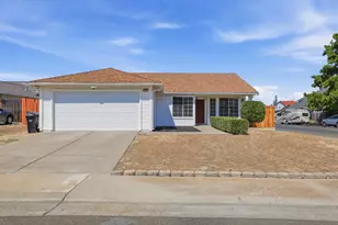 8300 Elkpoint Ct, Sacramento, CA 95828 - Photo 2