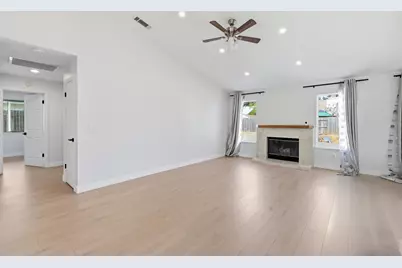 8300 Elkpoint Court, Sacramento, CA 95828 - Photo 18