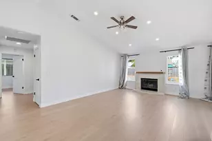 8300 Elkpoint Ct, Sacramento, CA 95828 - Photo 18