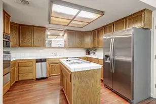 4905 Country View Ln, Fair Oaks, CA 95628 - Photo 6