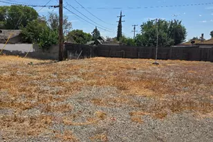 615 Madrone St, Los Banos, CA 93635 - Photo 2
