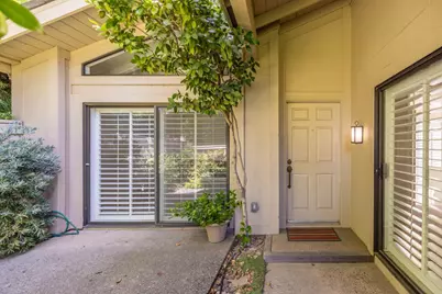 243 Hartnell Place, Sacramento, CA 95825 - Photo 4