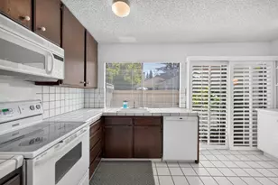 243 Hartnell Pl, Sacramento, CA 95825 - Photo 20