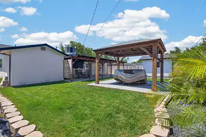217 Morada Lane, Stockton, CA 95210 - Photo 36