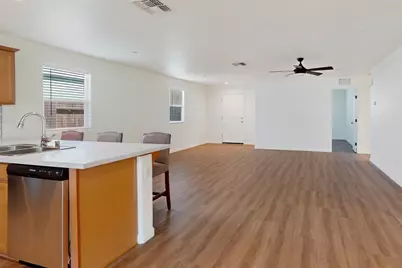 1360 Ladyfern Street, Plumas Lake, CA 95961 - Photo 34