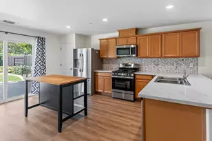1360 Ladyfern St, Plumas Lake, CA 95961 - Photo 2