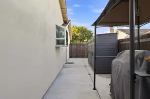 5742 Lorella Way, Sacramento, CA 95842 - Photo 32