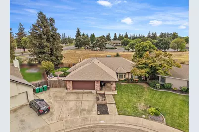 1306 Burgundy Court, Lodi, CA 95242 - Photo 2