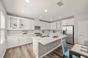 3301 N Park Dr, Sacramento, CA 95835 - Photo 10