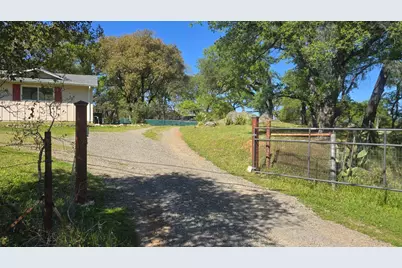 11592 Peoria, Browns Valley, CA 95918 - Photo 8