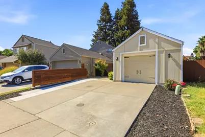 2410 Seamist Drive, Sacramento, CA 95833 - Photo 40