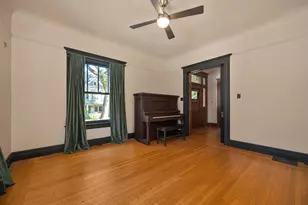 2230 Capitol Ave, Sacramento, CA 95816 - Photo 22