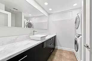 1725 E Socap Walk, Sacramento, CA 95811 - Photo 16