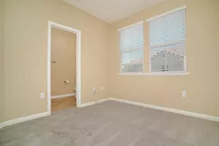 50 Regency Park Cir, Sacramento, CA 95835 - Photo 14