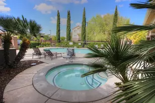 50 Regency Park Cir, Sacramento, CA 95835 - Photo 20
